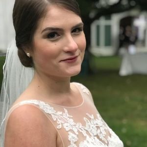 Meet your Posher, Caroline